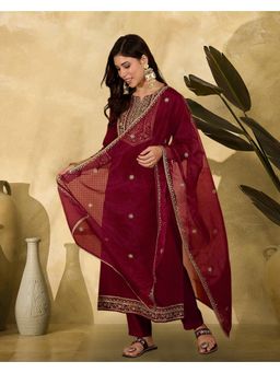 Gahan - Maroon Silk Blend Zari Sequence Embbroidered Kurta with Pant & Dupatta