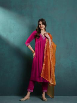 Gahan - Womens Zari Sequence Embroidered Magenta Velvet Anarkali Kurta with Pant & Dupatta