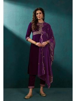 Gahan - Womens Zari Embroidered Sequence Velvet Purple Kurta with Pant & Dupatta