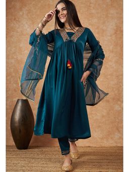 Gahan - Womens Embroidered Sequence Teal Velvet Kurta with Pant & Dupatta