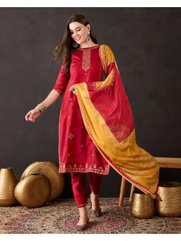 Gahan - Maroon Thread Embroidered Geometric Print Kurta with Pant & Dupatta