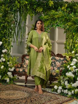 Gahan - Mehendi Green Viscose Tissue Kurta with Pant & Jacquard Dupatta