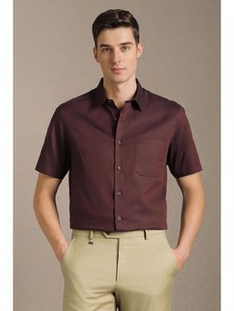 Louis Philippe - Men Maroon Textured Half Sleeves Formal Shirt