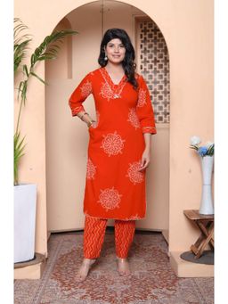Doriyaan - Women Orange Bandhani Printed Kurta with Pant