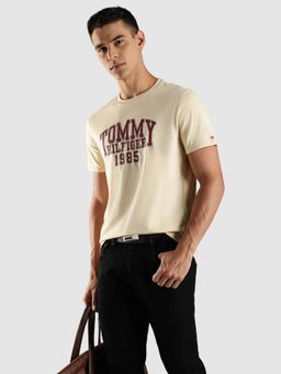 Tommy Hilfiger - Beige Solid Regular Fit T-Shirt