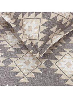 Swayam - Geometric 210 Tc King Bedsheet With 2 Pillow Cover Multi-Color