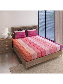 Swayam - Geometric 170 Tc King Fitted Bedsheet With 2 Pillow Cover Red