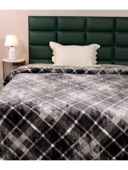 Saral Home - SCOTT light weight Cloudy Mink Silky-Soft Quilt-Blanket all Seasons, Grey