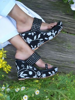 GLAM STORY - Firdaus Black Embroidered Wedges Heels