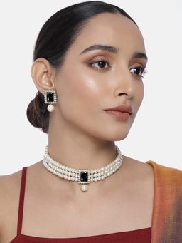 I Jewels - Gold Plated Traditional Stone Pearl Choker Necklace Jewellery Set (ML237B)