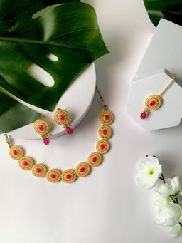I Jewels - Traditional Pearl Necklace with Earrings & Maang Tikka Set For Women and Girls (ML329Pi)