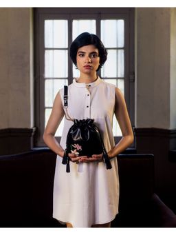 Miri - Black Hand Embroidered Hibiscus Potli Bag