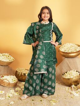 AJ Dezines - Green Silk Blend Three Fourth Sleeves Kurta With Palazzo & Dupatta