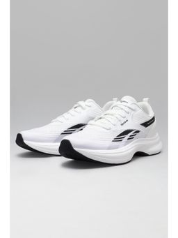 Reebok - MAXFOAM SWIFTVENTURE U Men White Running Shoes