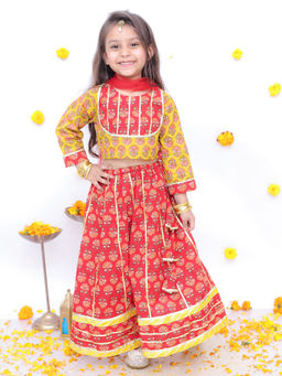 BownBee - Girls Yellow Floral Lehenga and Choli with Dupatta (Set of 3)
