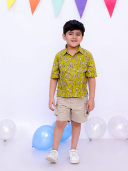 BownBee - Boys Green Printed Shirt