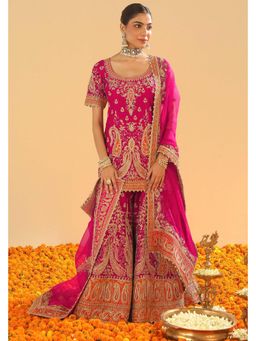 Sheetal Batra - Mahi Vinod In Ishwa - Rani Hotpink Kurta With Sharara With Dupatta