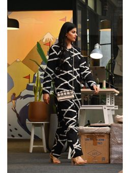 Banana Labs - Slant Strike Cotton Kurta Co-Ord Set