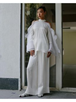 TRISARA - Drama Queen Textured Co-Ord Set with Pant