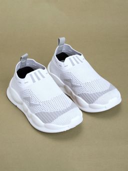 Hopscotch - Textured Round Toe Slip-On Grey Sneakers