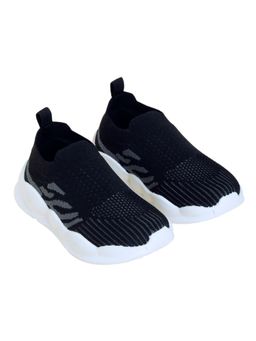 Hopscotch - Textured Round Toe Slip-On Black Sneakers