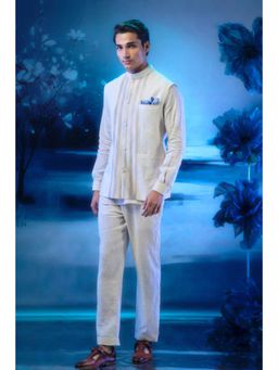 MANDIRA WIRK - Ivory Short Jacket Kurta Set