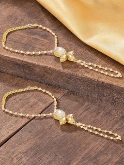 OOMPH - Combo Of 2 Gold Tone Hathphool Hathpanja Bracelet with Ring - Kundan and Pearl