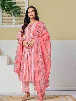 Yufta - Women's Pink Pure Cotton Kurta With Pant & Dupatta