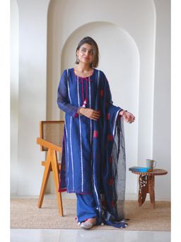 HERITAGE - Women's Blue Pure Linen Embroidered Kurta With Pant & Dupatta