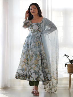 SAJAVAT ETHENIC WEAR - Women's Floral Printed Georgette Kurta With Pant And Dupatta