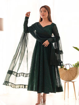 SAJAVAT ETHENIC WEAR - Women's Emerald Green Embellished Kurta With Pant And Dupatta