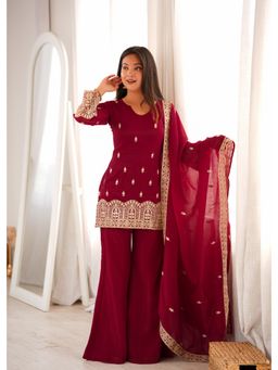 SAJAVAT ETHENIC WEAR - Women's Maroon Embroidered Crunchy Kurta With Palazzo And Dupatta