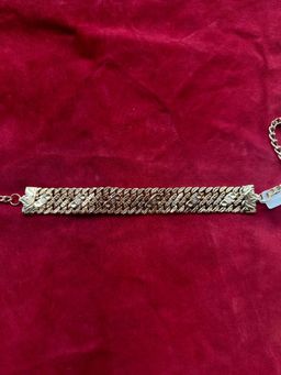 Valliyan - Thick Gold Choker