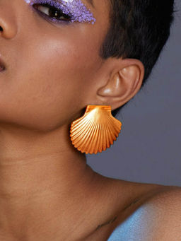 Valliyan - Orange Metallic Shell Earrings