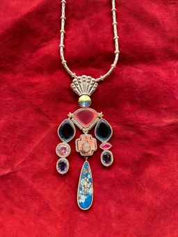 Valliyan - Retro Sea Goddess Necklace