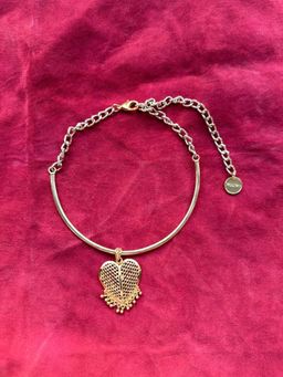 Valliyan - Heart Drop Choker