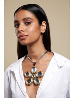 Valliyan - Gold & Silver Polki Flower Necklace