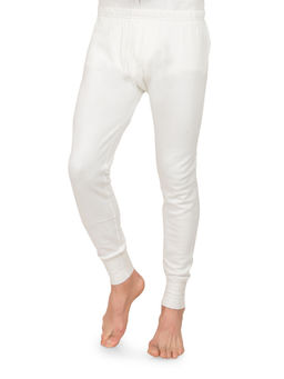 Model - Men White Regular Fit Thermal Pant
