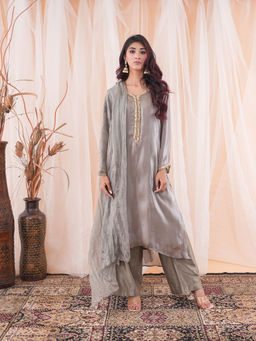 Farha Syed - Grey Kurta (Set of 4)