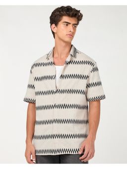 Bewakoof - Men's Off White Textured Oversized Shirt