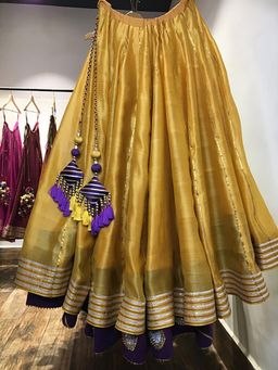 Taraasi - Rang-E-Arzoo' Yellow and Purple Handloom Chanderi Silk Kalidar Ghaghara Skirt