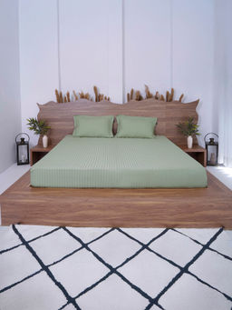 BELIHODE - 300 TC, Pure Cotton Striped Fitted Queen bedsheet witrh 2 pillow cover