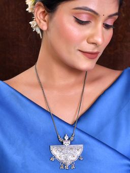 Silvermerc Designs - Royal Silver-Plated Floral Necklace With Dangling Bells