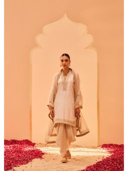 Sheetal Batra - Ivory Kurta with Dhoti and Dupatta