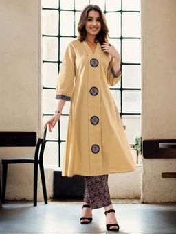 Gahan - Cotton Solid with Floral Beige Kurta & Pant (Set of 2)