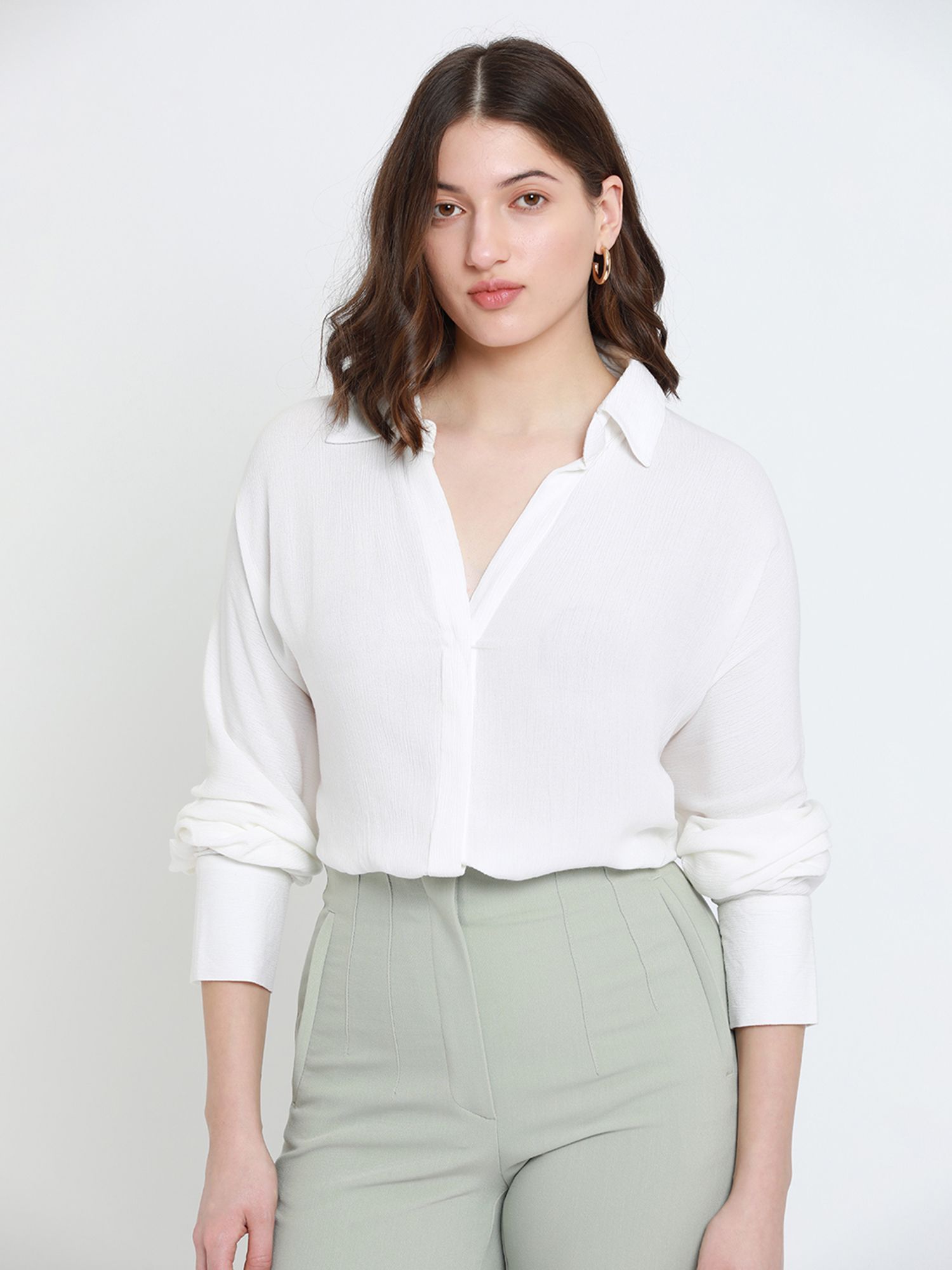 dl woman White Full Sleeves Oversized Solid Casual Shirt-picture-11
