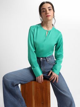 DL WOMAN - Green Keyhole Neck Cuffed Sleeve Crepe Top