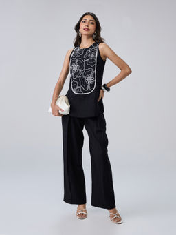 Gajra Gang - Black Embroidered Yoke Tunic Pleated Pant Co-Ord Set Chalk And Slate (Set of 2)
