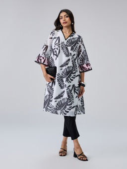 Gajra Gang - White Chanderi Leaf Print Kurta With Contrast Red Facing Chalk And Slate