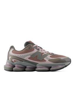 New Balance - Unisex 2000 Sneakers